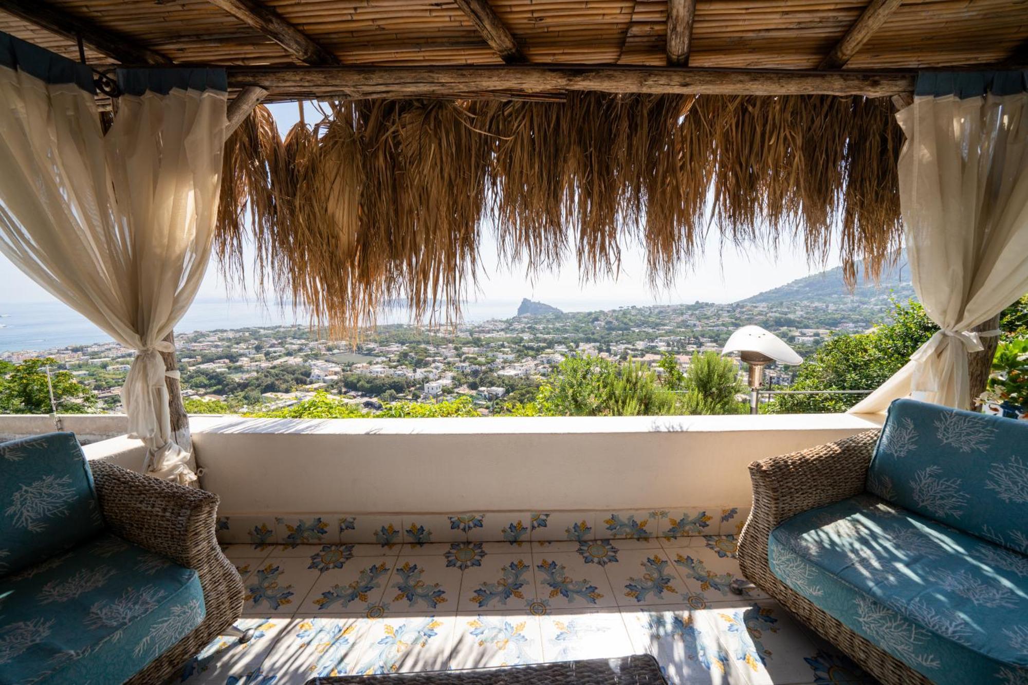 Relais Bijoux Ischia Bed & Breakfast Exterior photo